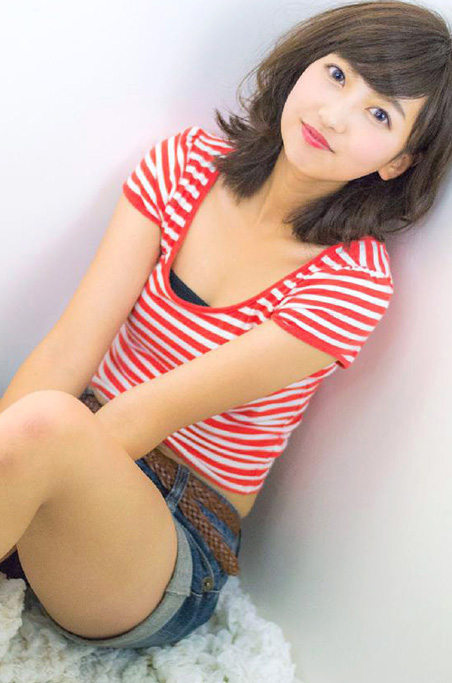 インタビューに答えるmiyoさん