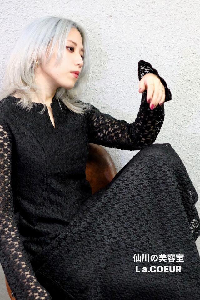 坂内忍のスタイル画像