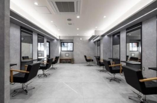 Moana by HEADLIGHT 新越谷店のメイン画像①