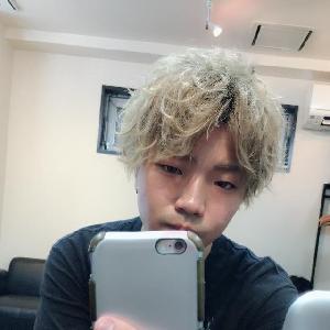 美口拓也