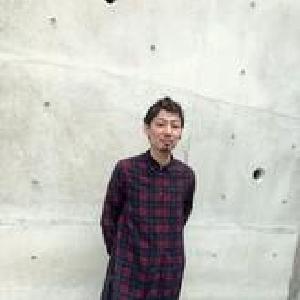 横江 育生