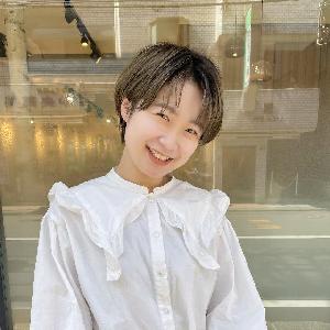 森下　玲奈