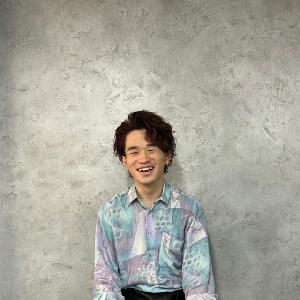 山﨑俊輔 