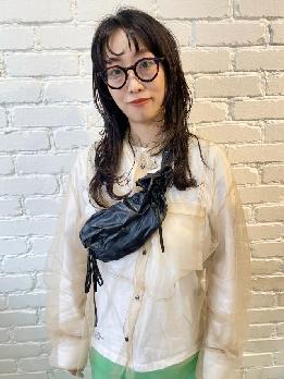 須本愛華