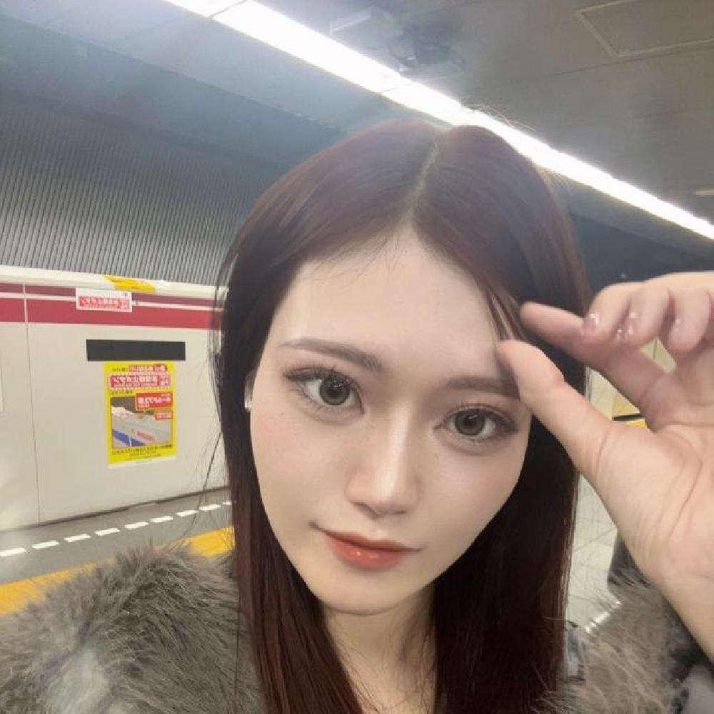 み