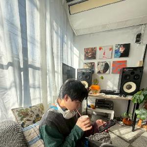 中原　逸哉
