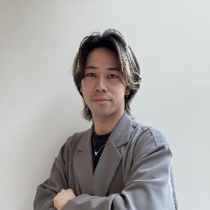 山本　喬也